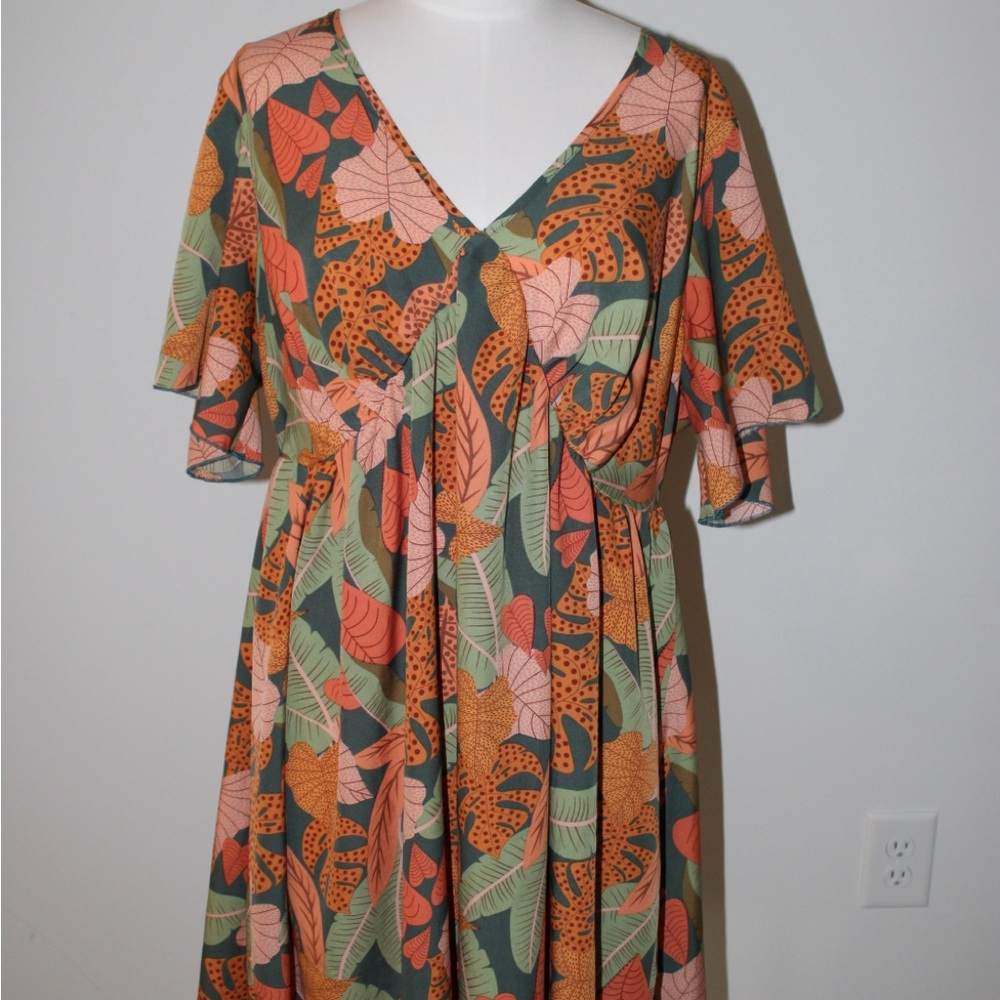 SHEIN Multicolor Leaf Print Dress